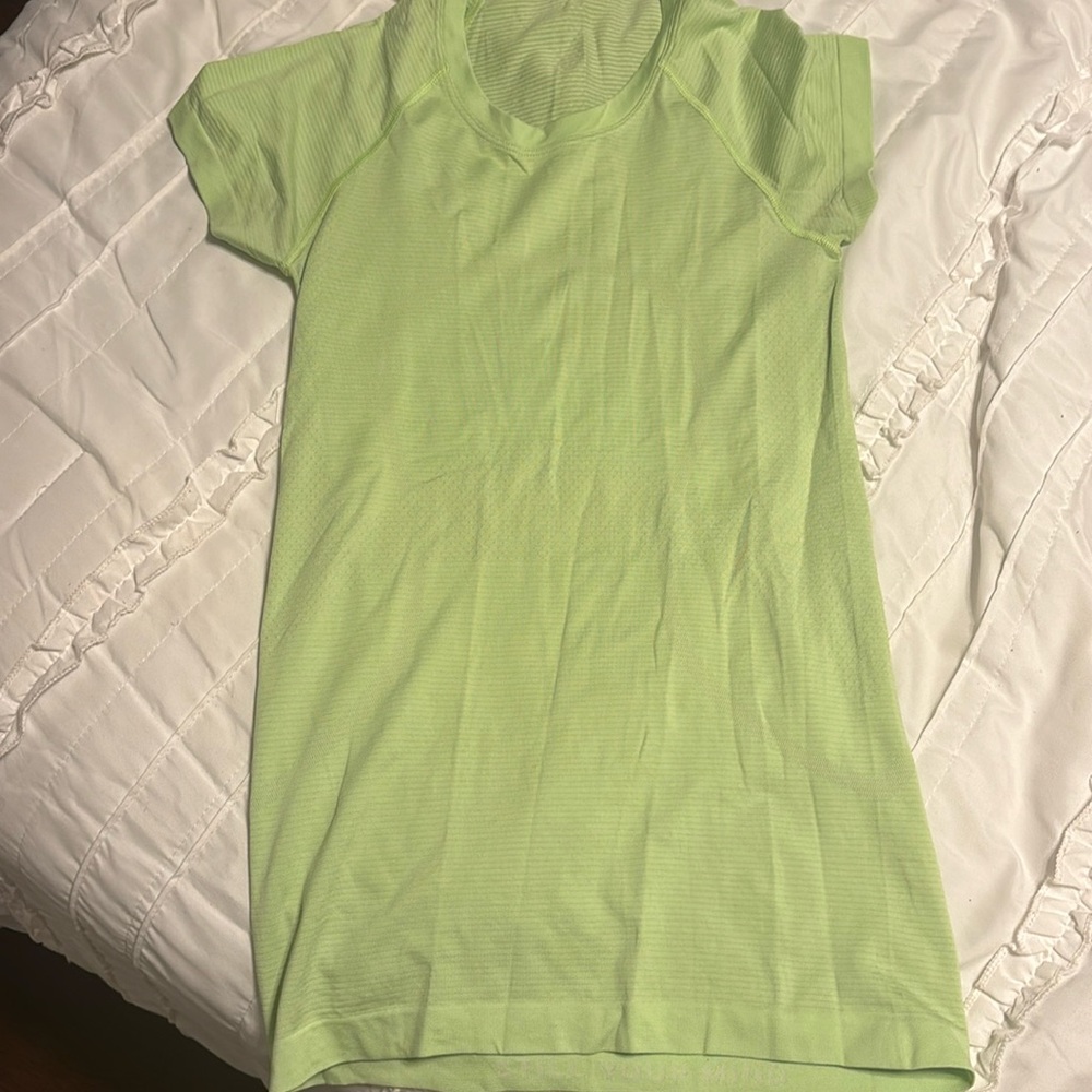 Lululemon swiftly tech